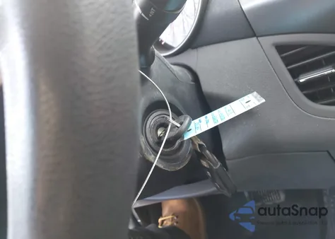 2013 Hyundai Elantra Gls/Limited z USA, uszkodzony, nr VIN 5NPDH4AE4DH168003